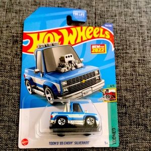 Hot wheels toon’d 83 chevy Silverado